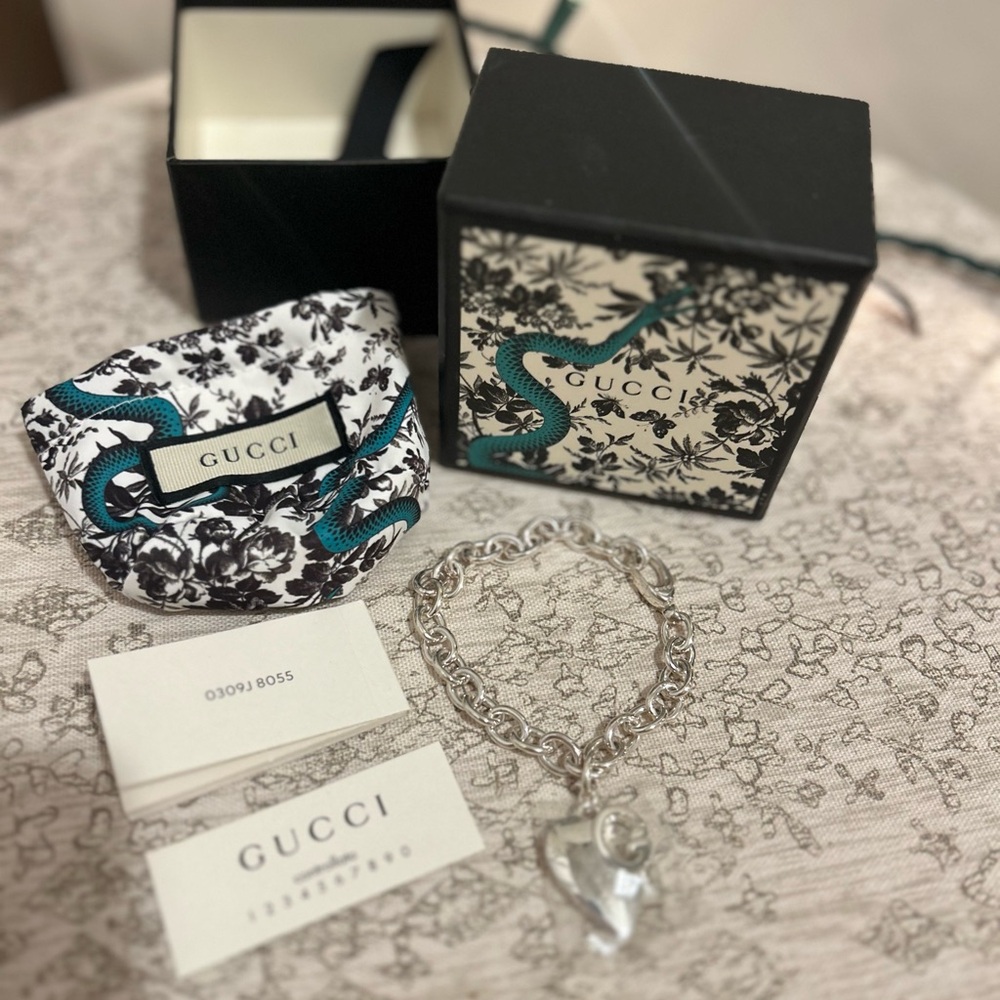 Silver Gucci Heart Chain Heart Chain Bracelet NEW